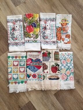 Vintage NEW Lot of 8 Country Hearts Cottagecore Kitchen Towels